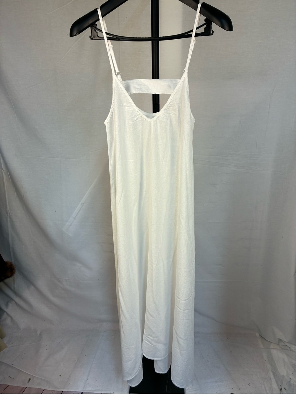 Sunny Boutique Brand Gorgeous White Cotton Flowy Beach Sundress